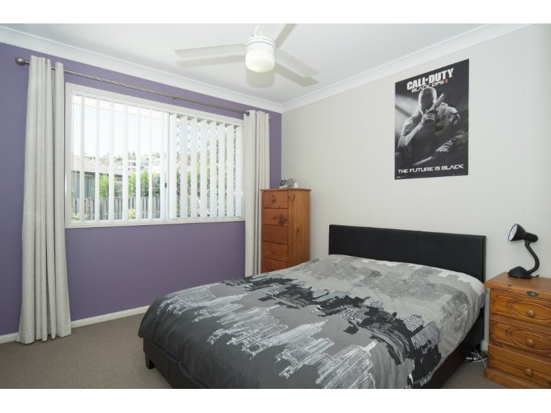 4 Taske Rise, Pacific Pines QLD 4211