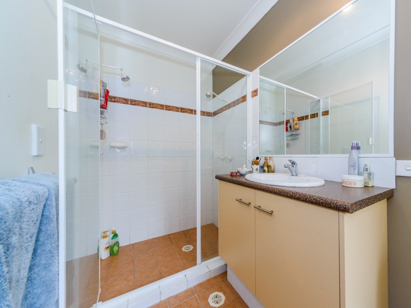 5 O’Brien Court, Arundel QLD 4214