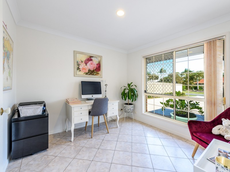 24 Arlene Park Terrace, Helensvale QLD 4212