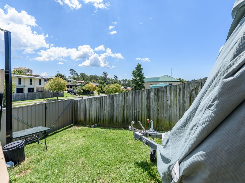11 Maui Crescent, Oxenford QLD 4210