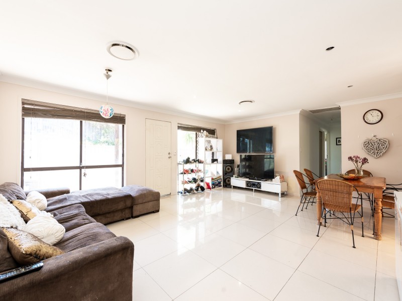 1/5 Napper Road, Arundel QLD 4214