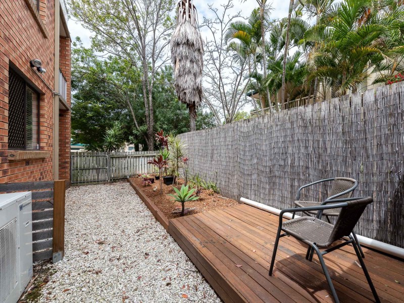 1/16 Madang Crescent, Runaway Bay QLD 4216