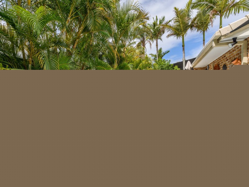 34 Sundown Drive, Paradise Point QLD 4216