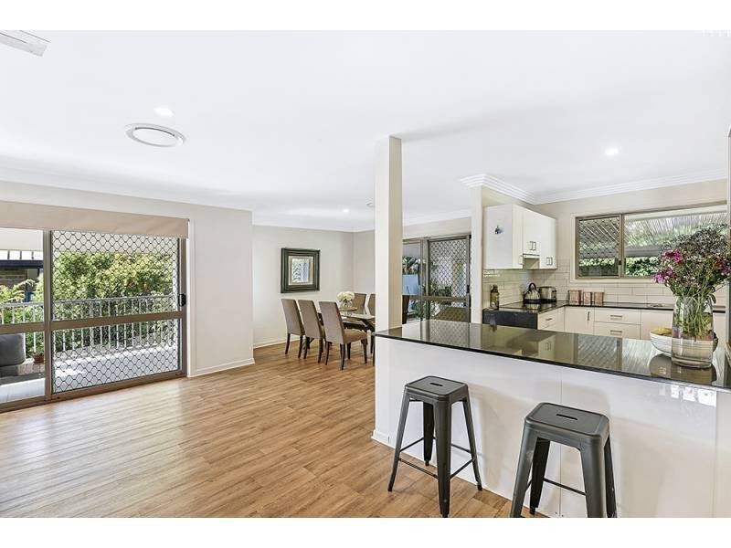 13 Clifton Street, Biggera Waters QLD 4216