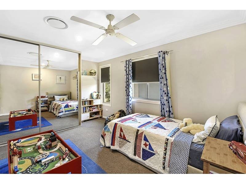 13 Clifton Street, Biggera Waters QLD 4216