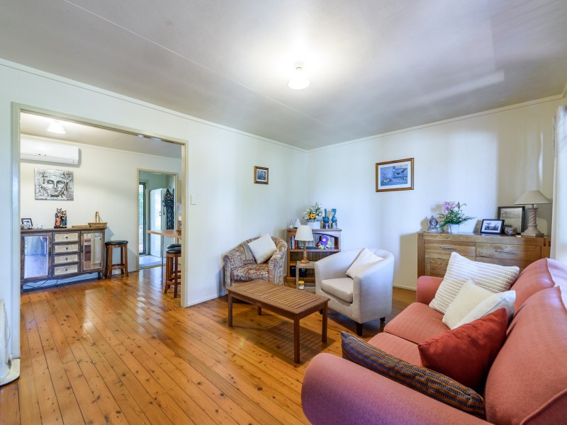 100 Robert Street, Labrador QLD 4215