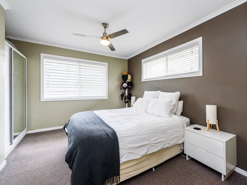 10 Willow Street, Biggera Waters QLD 4216