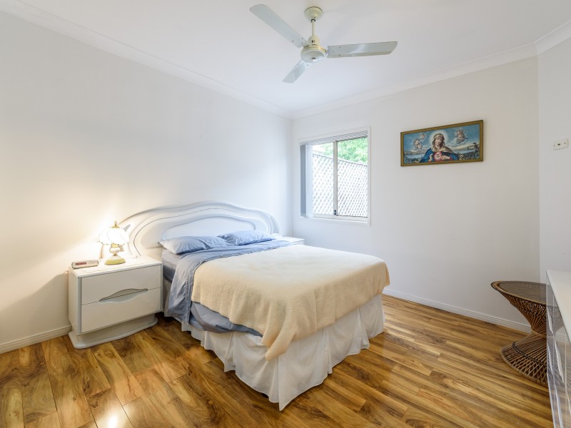 2/21 Hellman Street, Molendinar QLD 4214