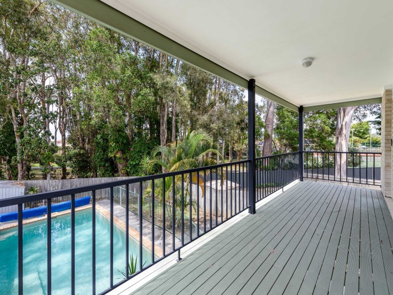 15 Tallara Street, Coombabah QLD 4216