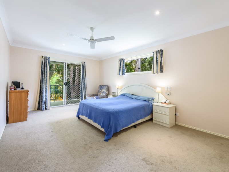 15 Tallara Street, Coombabah QLD 4216