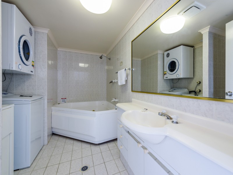 6c/510 Marine Parade, Biggera Waters QLD 4216