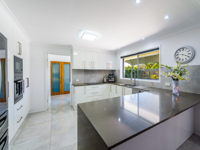 1 Primrose Court, Hollywell QLD 4216