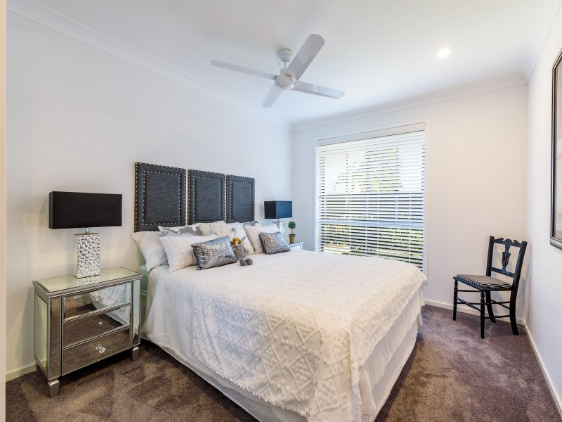 1 Primrose Court, Hollywell QLD 4216