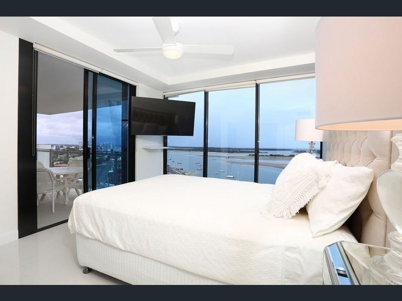 1502/230 Marine Parade, Labrador QLD 4215