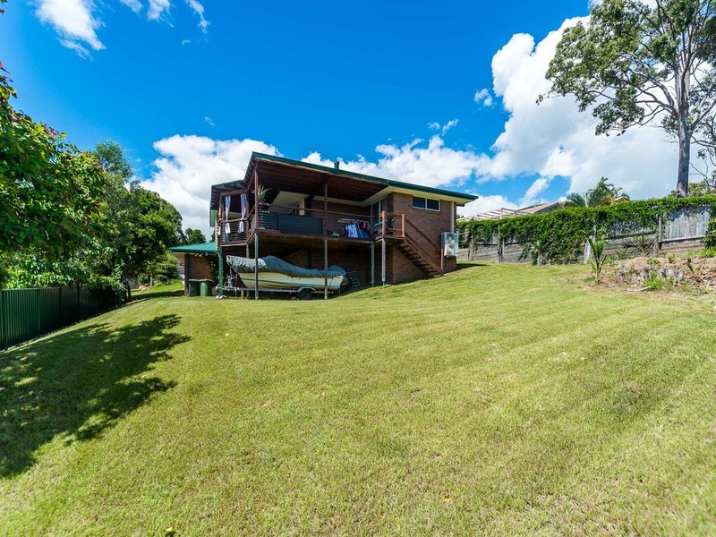 5 Dalby Court, Helensvale QLD 4212