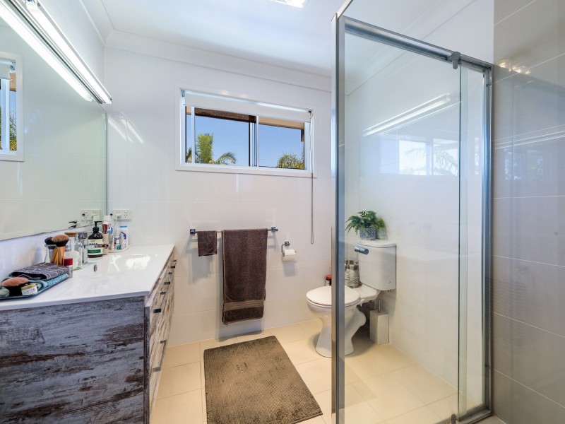 1/18 Holly Avenue, Hollywell QLD 4216