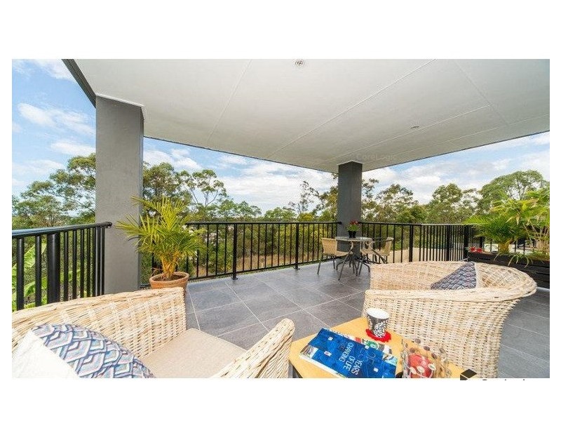 7 Zane Street, Molendinar QLD 4214