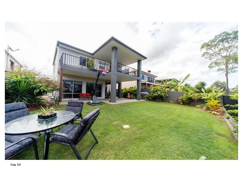 7 Zane Street, Molendinar QLD 4214