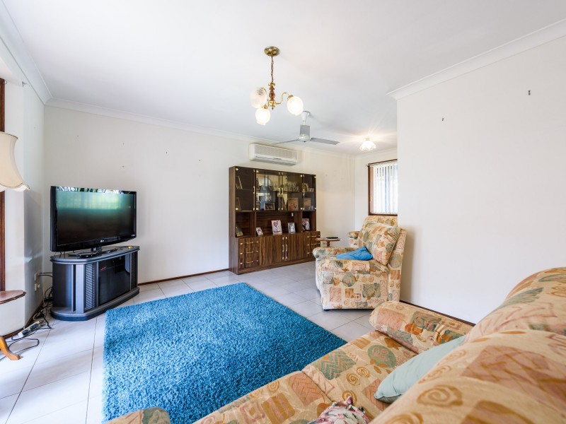 13 Footscray Court, Arundel QLD 4214