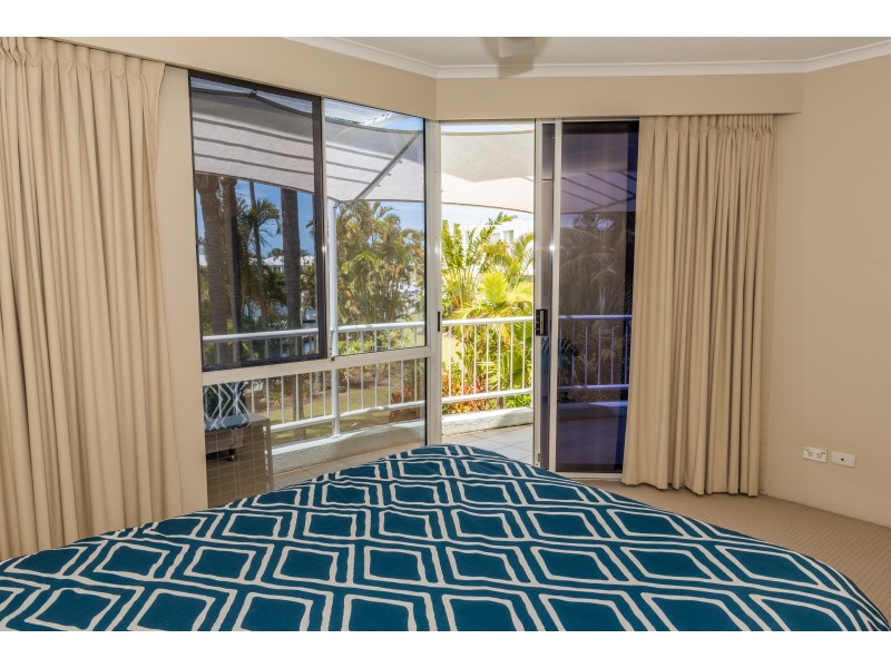 10/75 Morala Avenue, Runaway Bay QLD 4216