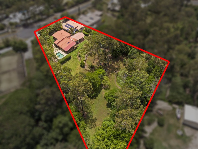 8 Paperbark Court, Parkwood QLD 4214