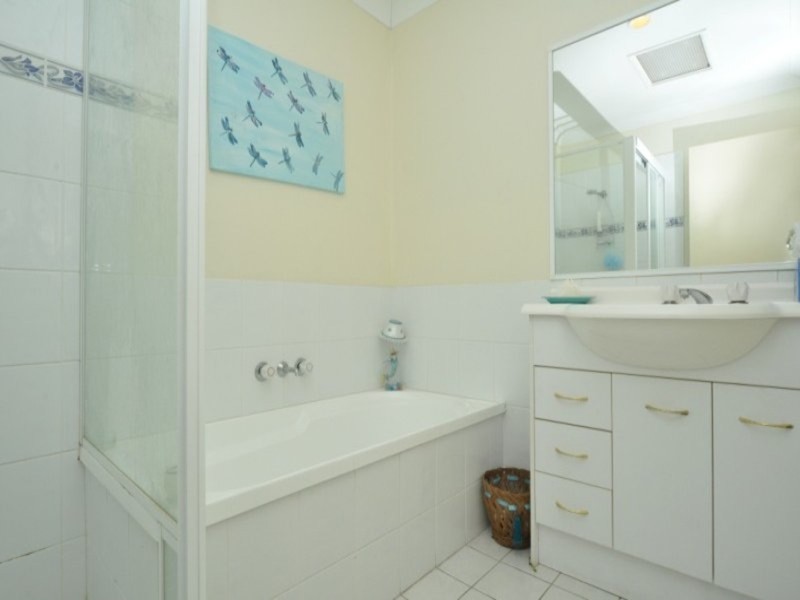 9/113 – 115 Arundel Drive, Arundel QLD 4214