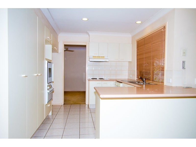 77 Henry Cotton Drive, Parkwood QLD 4214