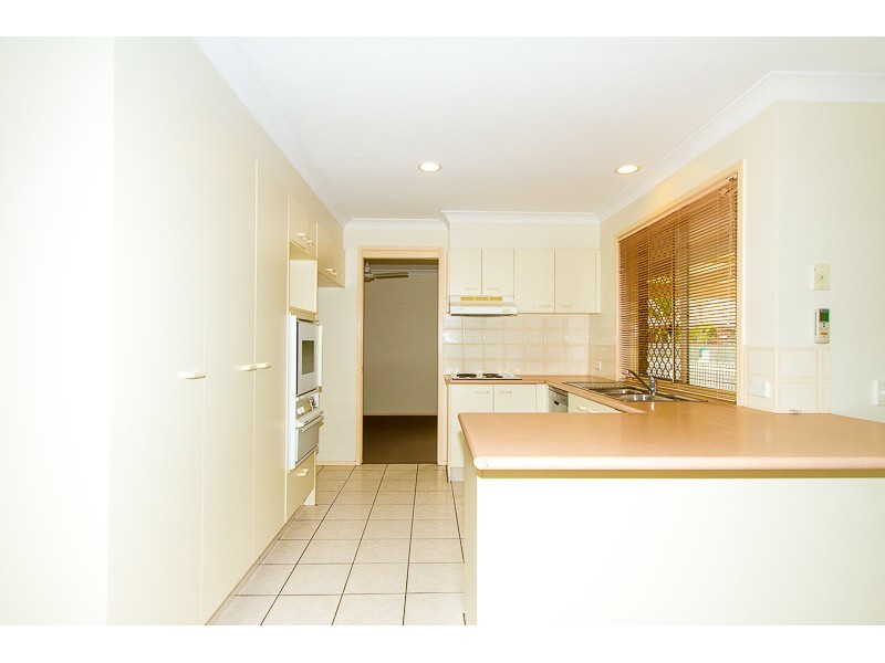 77 Henry Cotton Drive, Parkwood QLD 4214