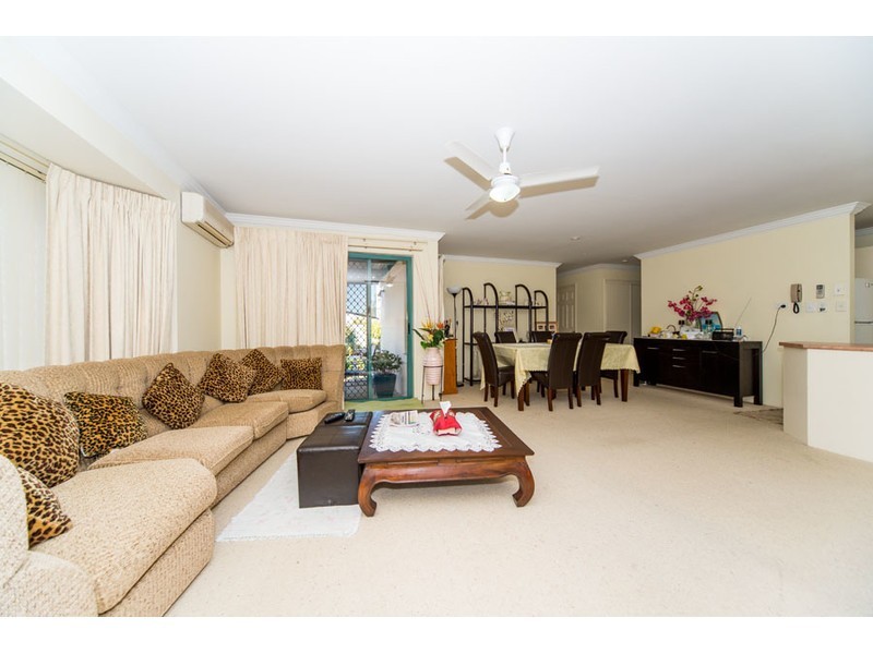 7/222 Central Street, Labrador QLD 4215