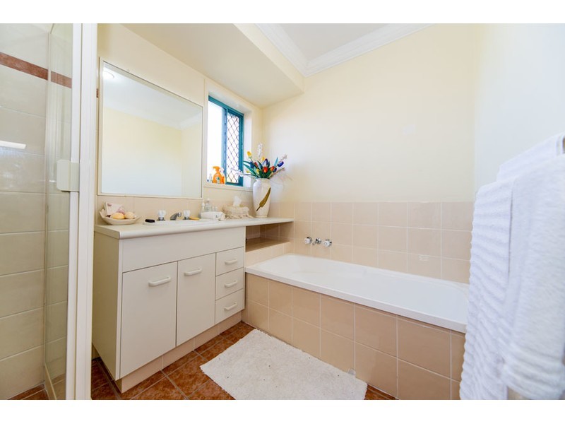 7/222 Central Street, Labrador QLD 4215