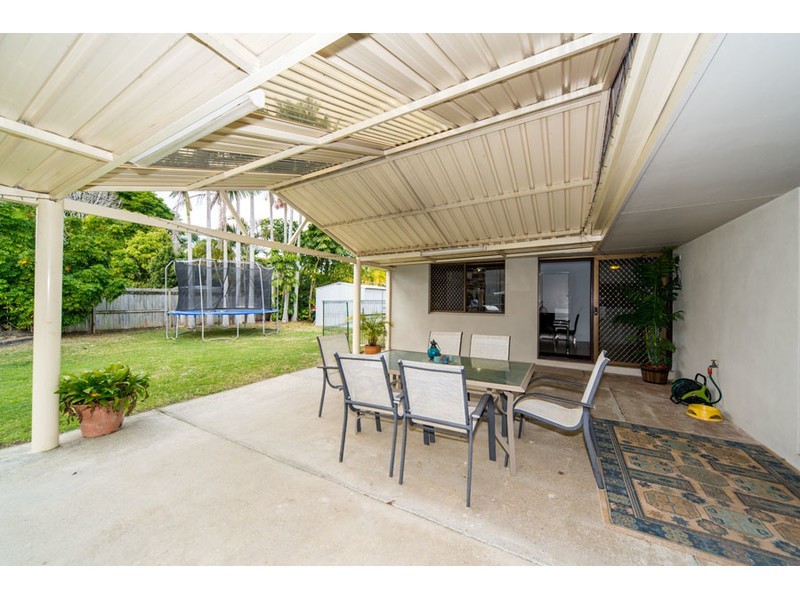 87 Wardoo Street, Southport QLD 4215