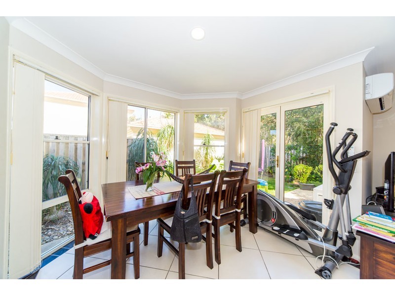 32/99 Heeb Street, Benowa QLD 4217