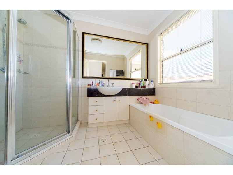 32/99 Heeb Street, Benowa QLD 4217