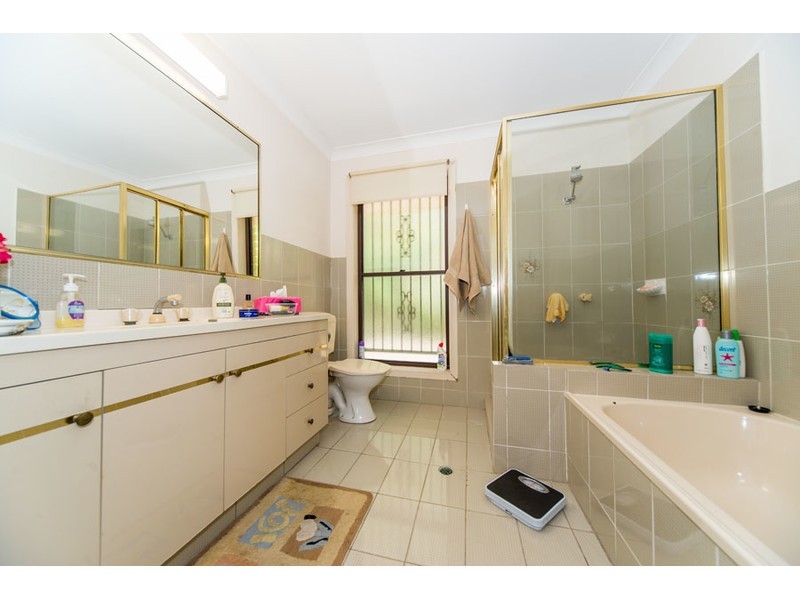 176 Napper Road, Parkwood QLD 4214