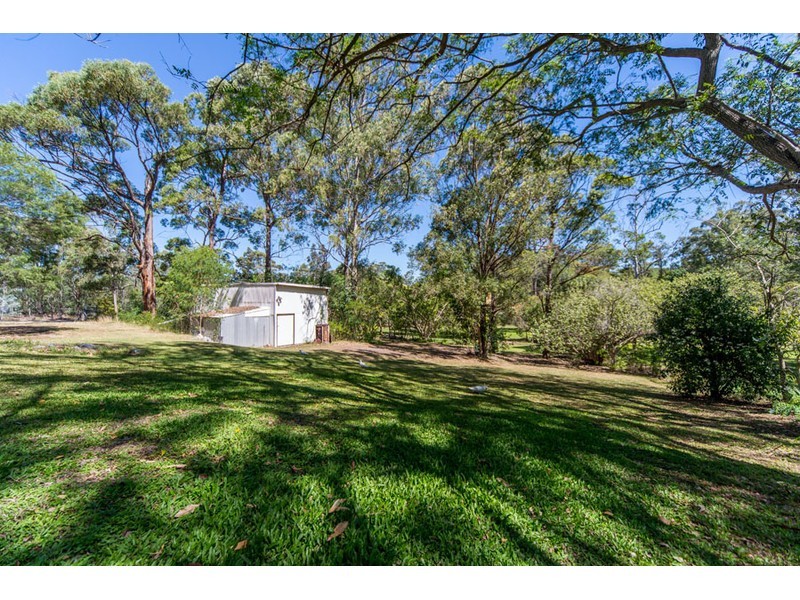 1 Woodlands Way, Parkwood QLD 4214
