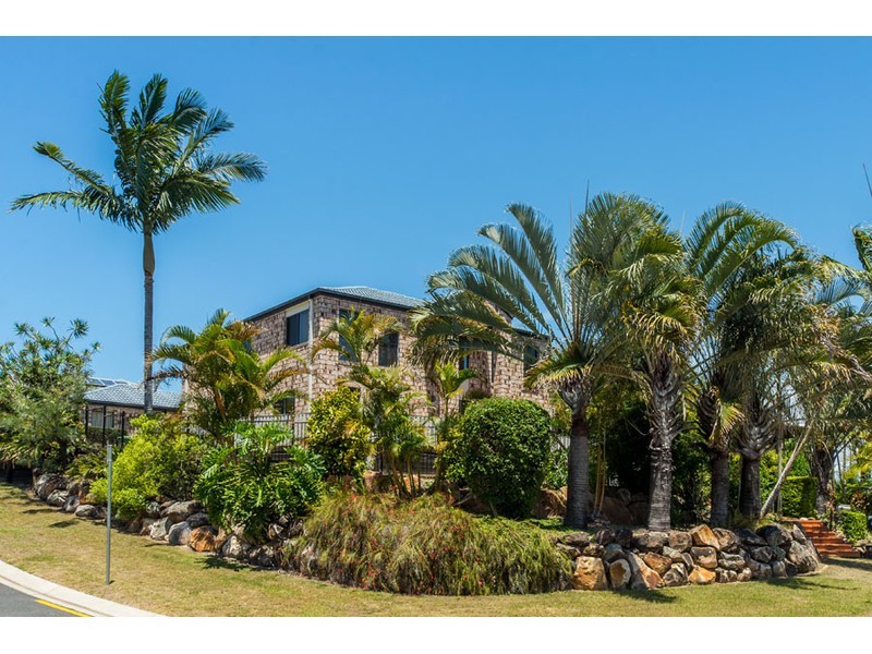 4 West Mountain Court, Parkwood QLD 4214