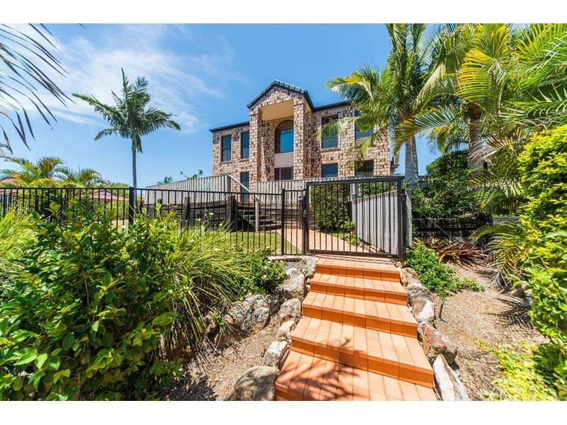 4 West Mountain Court, Parkwood QLD 4214