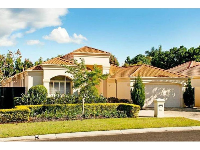 1605 Rosebank Way West, Hope Island QLD 4212