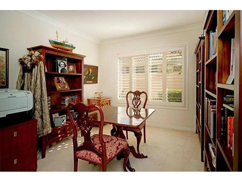 1605 Rosebank Way West, Hope Island QLD 4212