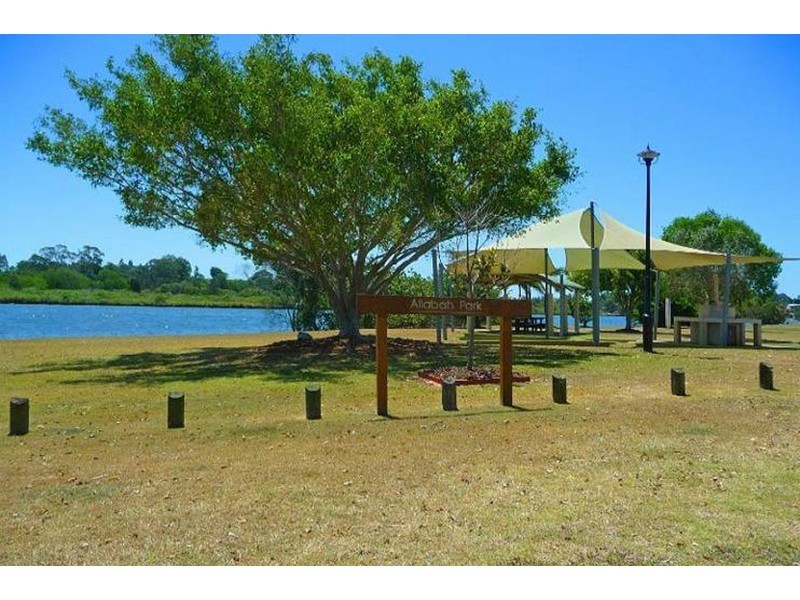 1605 Rosebank Way West, Hope Island QLD 4212