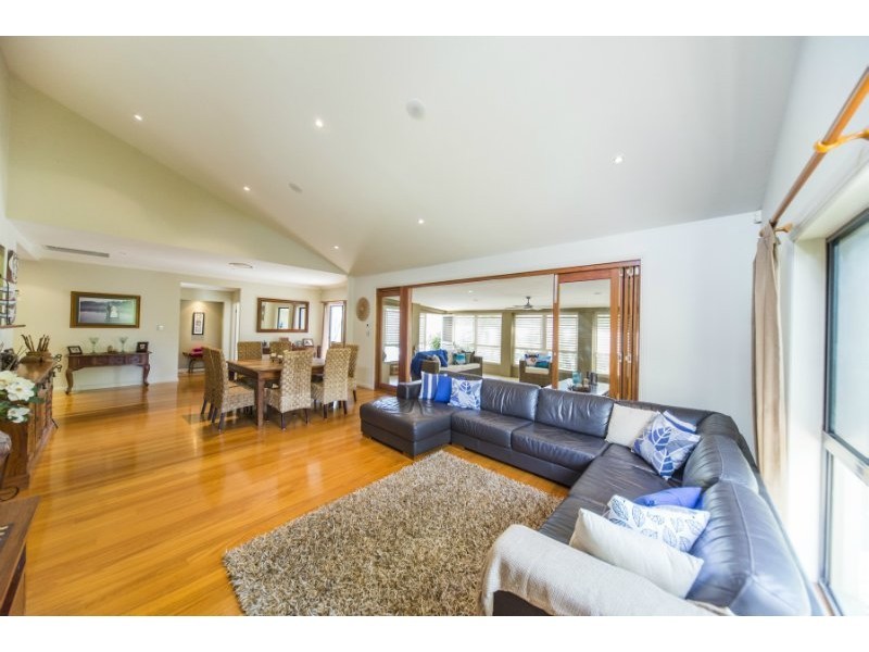 9 Evergreen Court, Parkwood QLD 4214