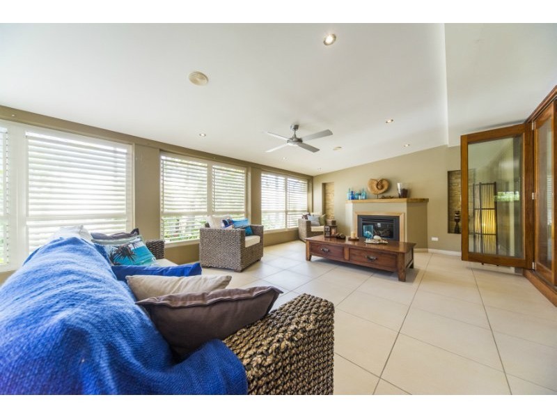 9 Evergreen Court, Parkwood QLD 4214