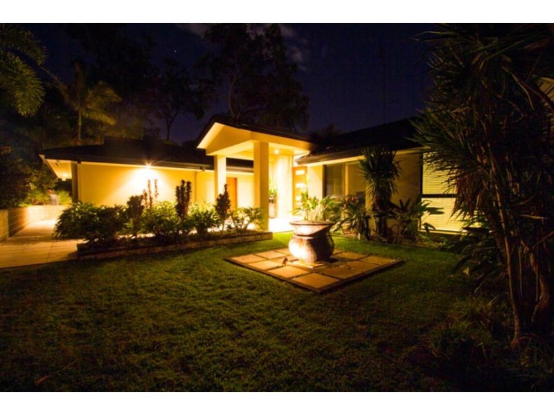 9 Evergreen Court, Parkwood QLD 4214