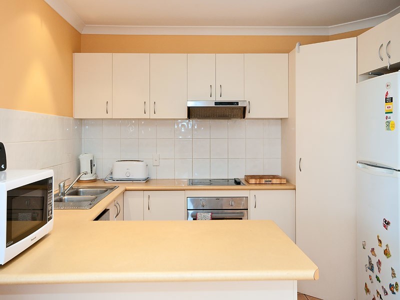 41 Tiger Drive, Arundel QLD 4214