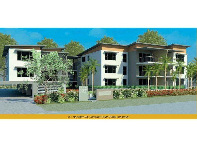 8/10 Ahern Street, Labrador QLD 4215