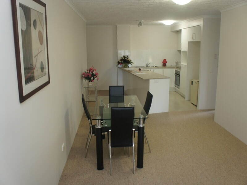 8/10 Ahern Street, Labrador QLD 4215