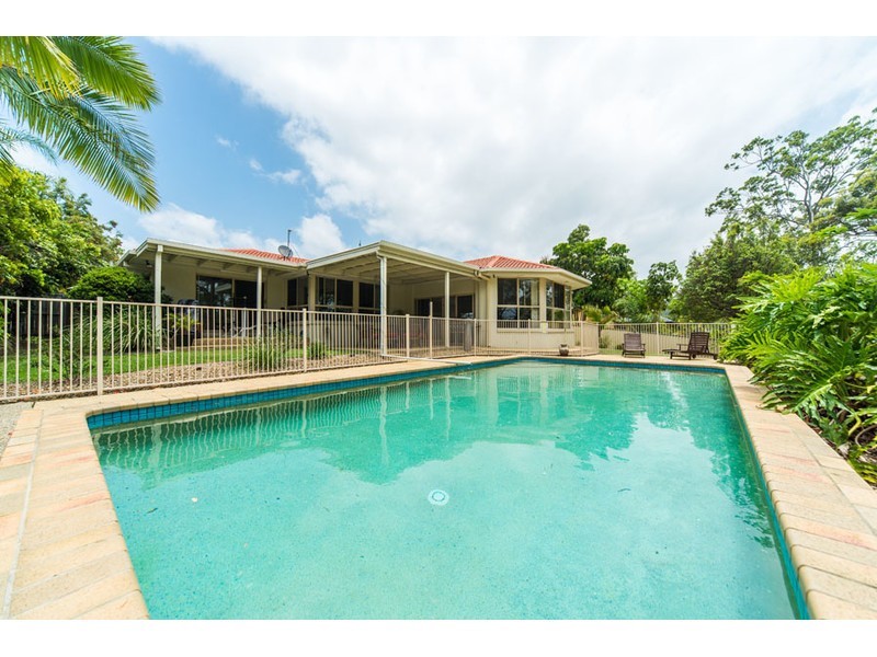 14 Ben Hogan Crescent, Parkwood QLD 4214