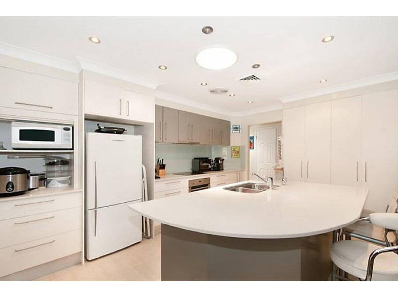 19 Inverness Way, Parkwood QLD 4214