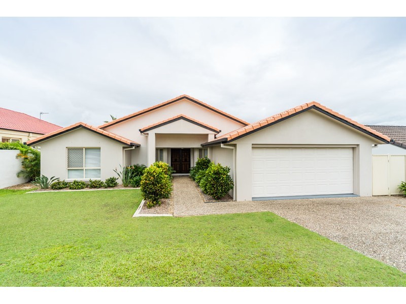 8 Nottinghill Gate Drive, Arundel QLD 4214