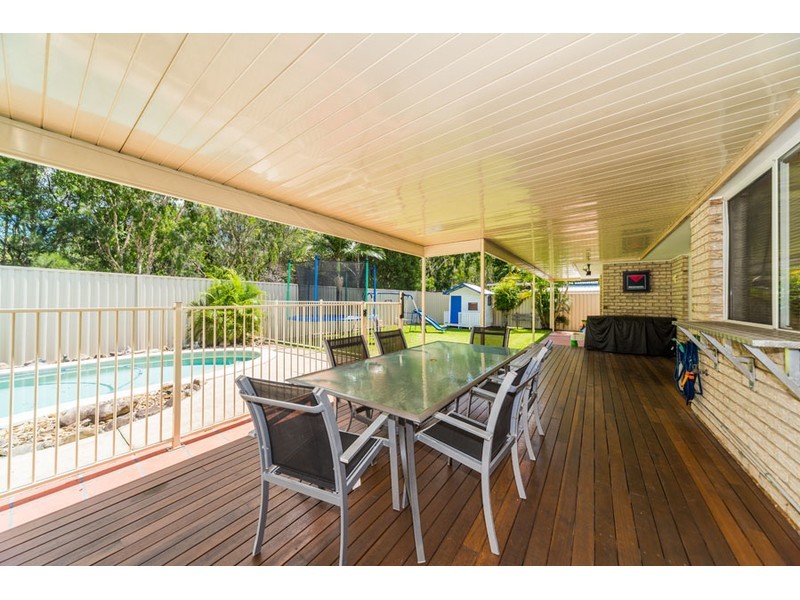 18 Floyd Court, Parkwood QLD 4214